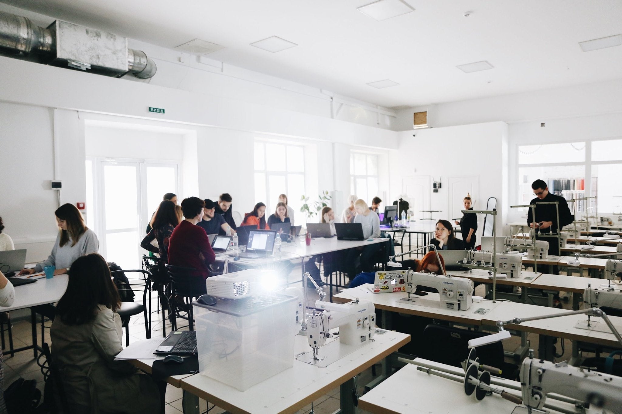 E-Growing and Pushka School Launch Practical Course on How to Start Selling on Etsy