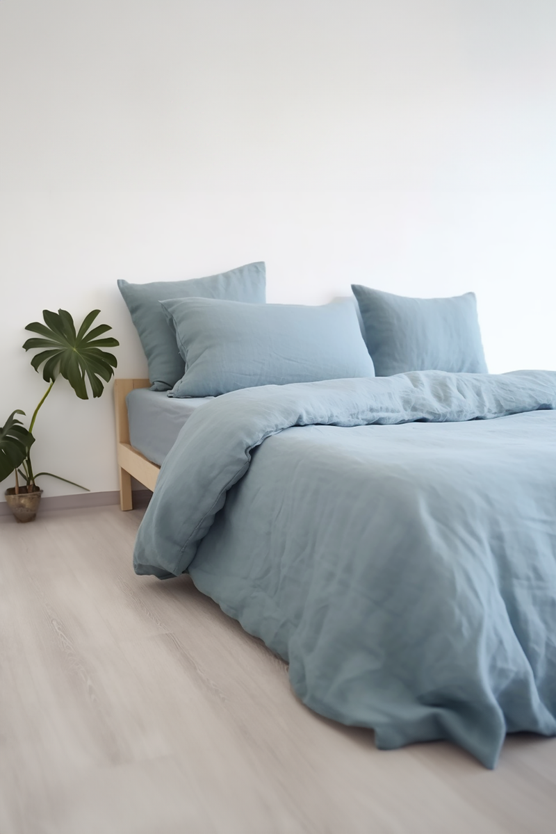 Taie d'oreiller bleu poussiéreux