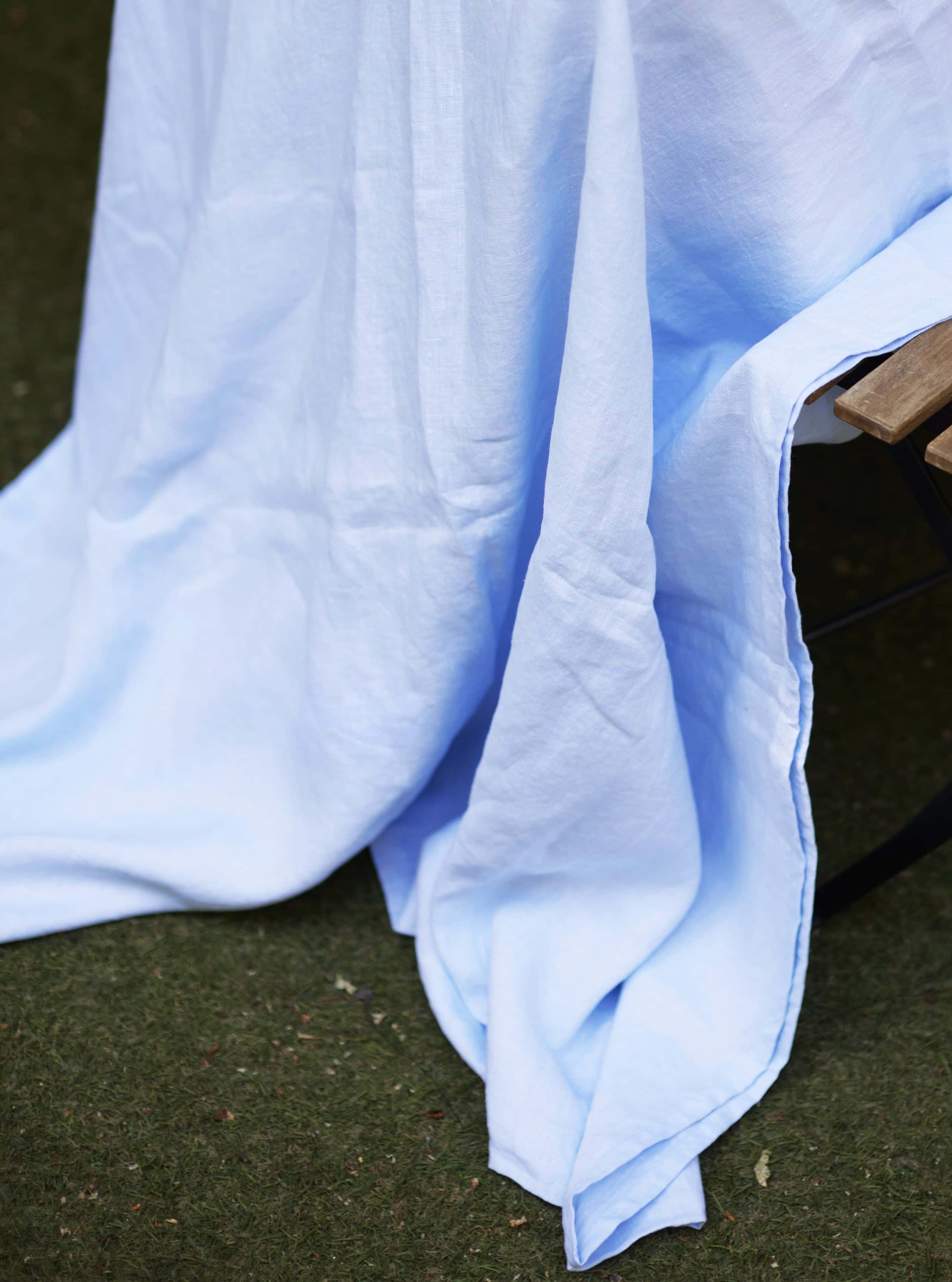 Himmelblaue Bettdecke