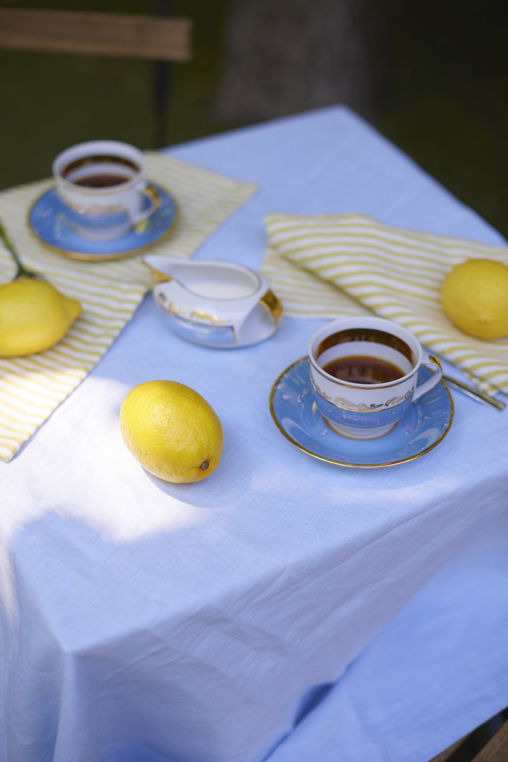 Nappe en lin bleu ciel