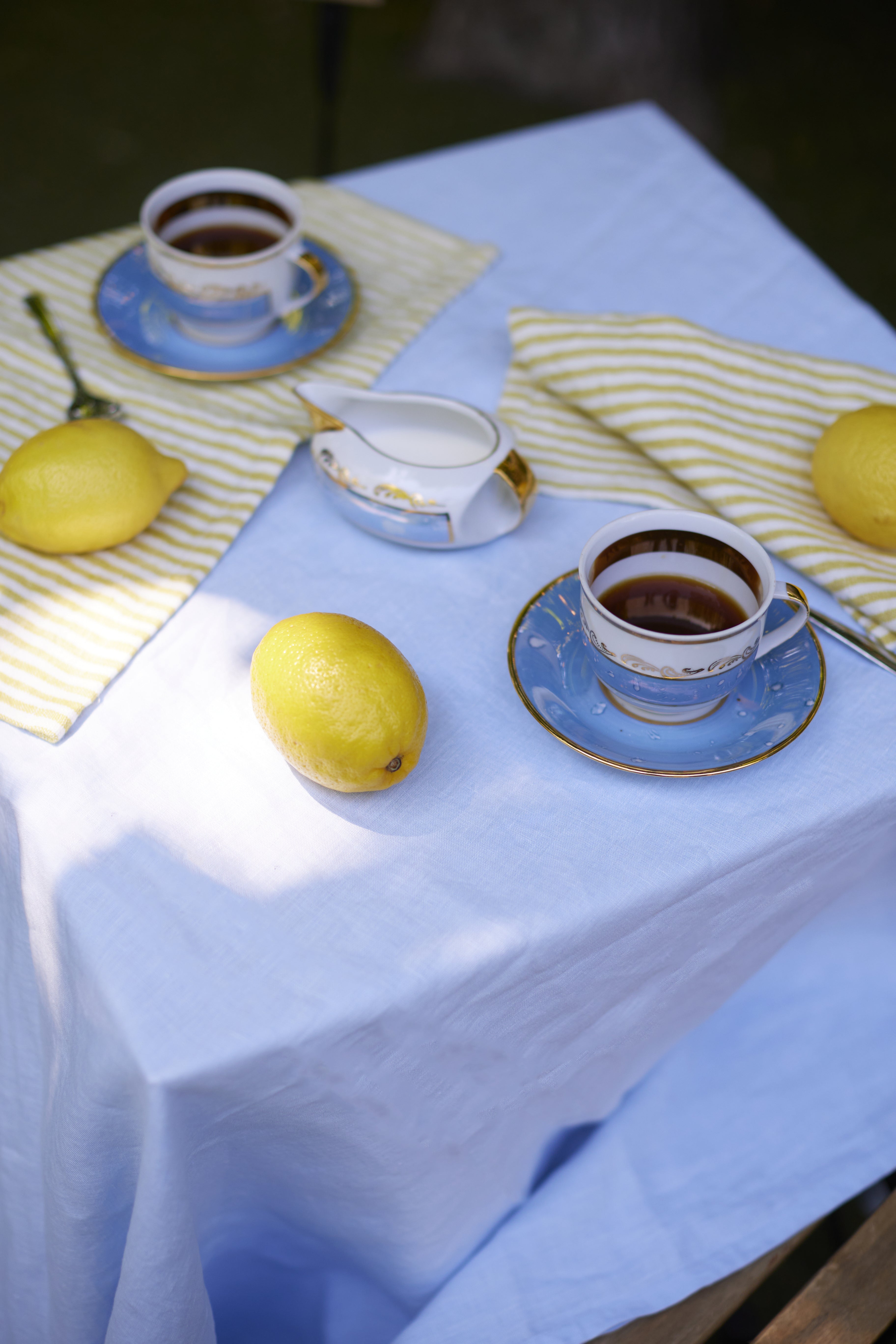 Nappe en lin bleu ciel