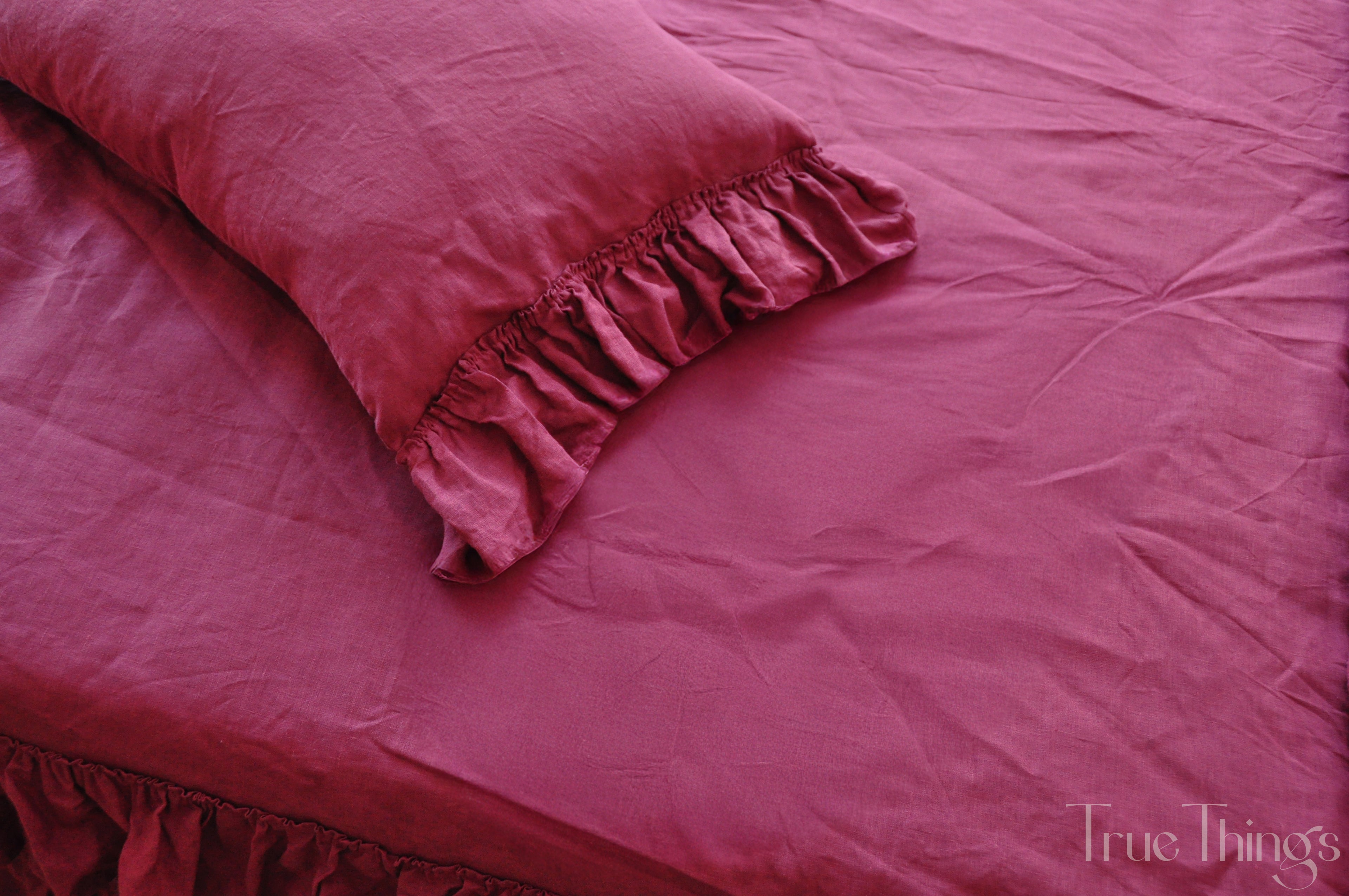 Raspberry ruffled duvet cover
