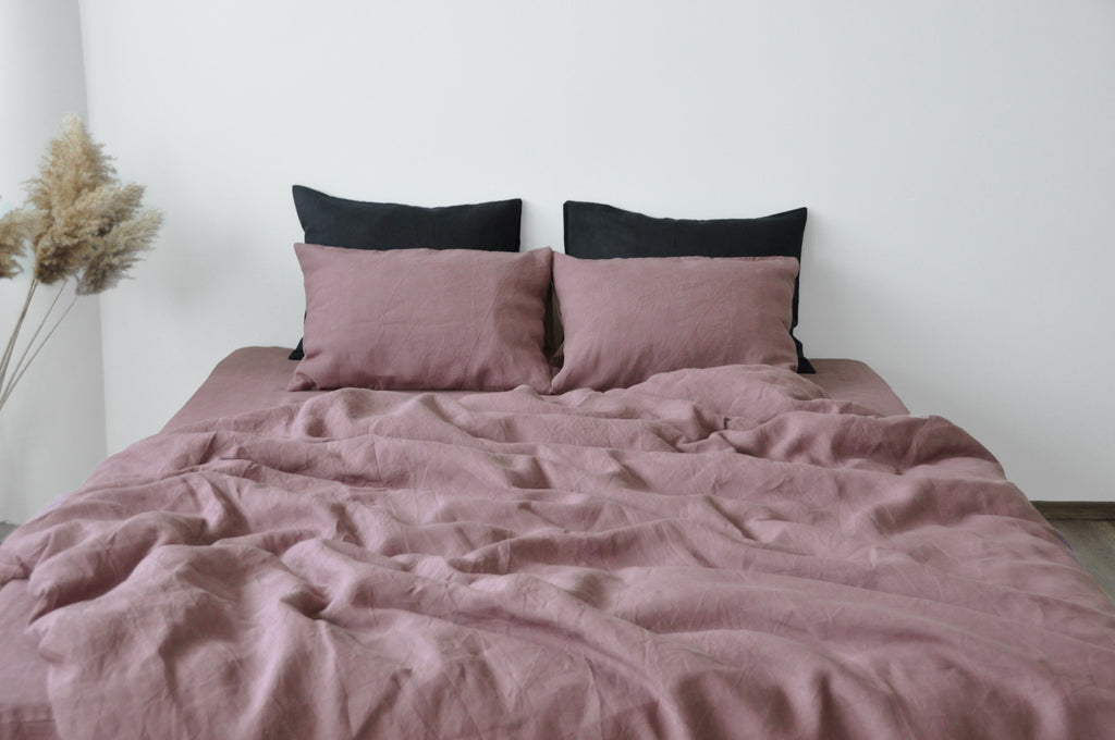 Woodrose pillowcase