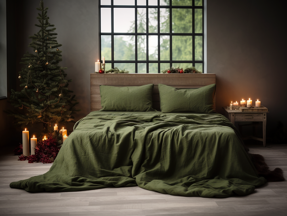 Weihnachtliche dunkelgrüne Tagesdecke