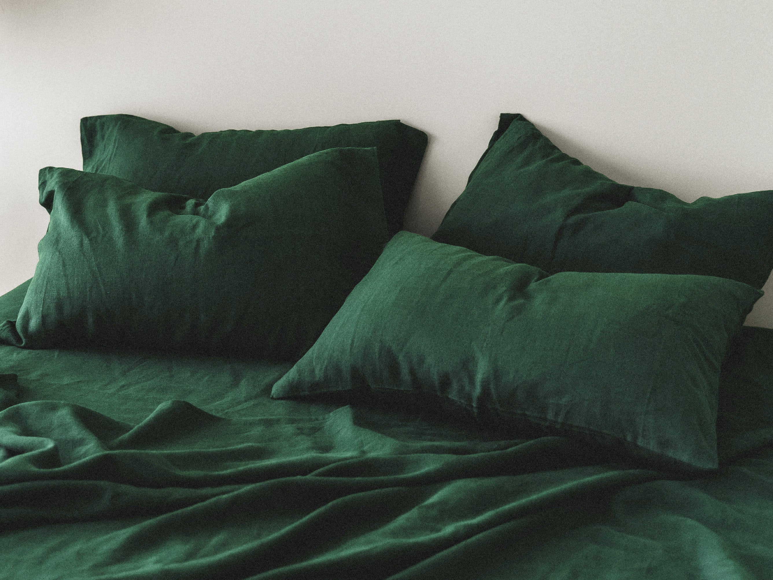 READY TO SHIP Forest green softened linen sheet set King flat sheet and King fitted sheet and 2 King pillowcases Emerald green bedding set