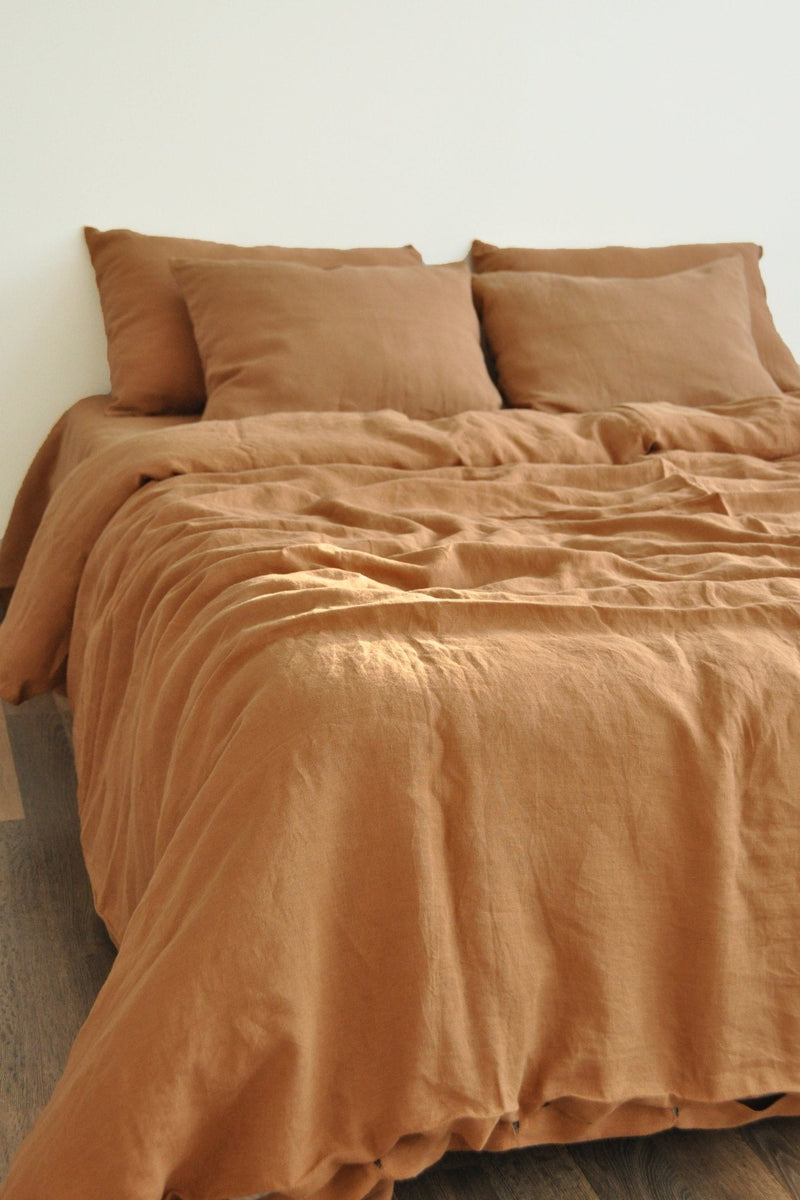 "Clay pillowcase - True Things"