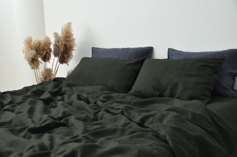 "Charcoal green duvet cover - True Things"