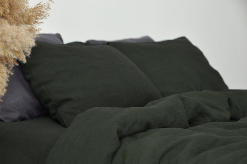 "Charcoal green duvet cover - True Things"