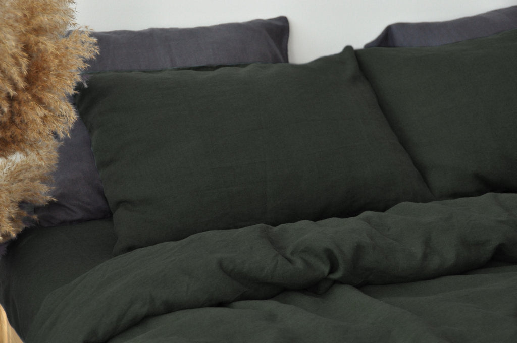 "Charcoal green duvet cover - True Things"