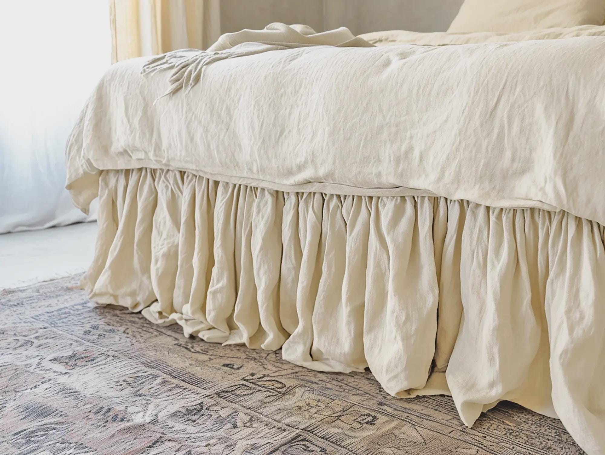 READY TO SHIP 1 Ivory bed skirt Softened linen bed skirt Dust ruffle ivory bed skirt Stonewashed linen Wedding gift Queen King
