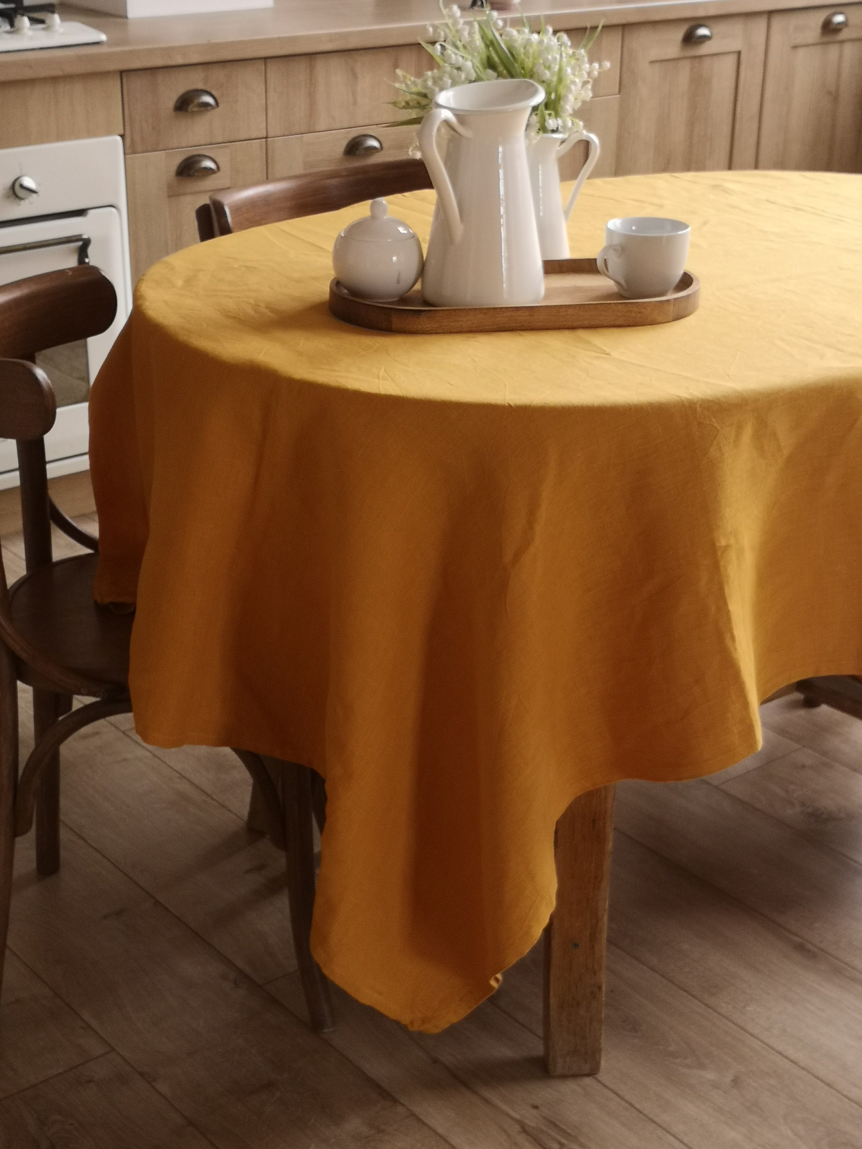 Kurkuma-Tischdecke