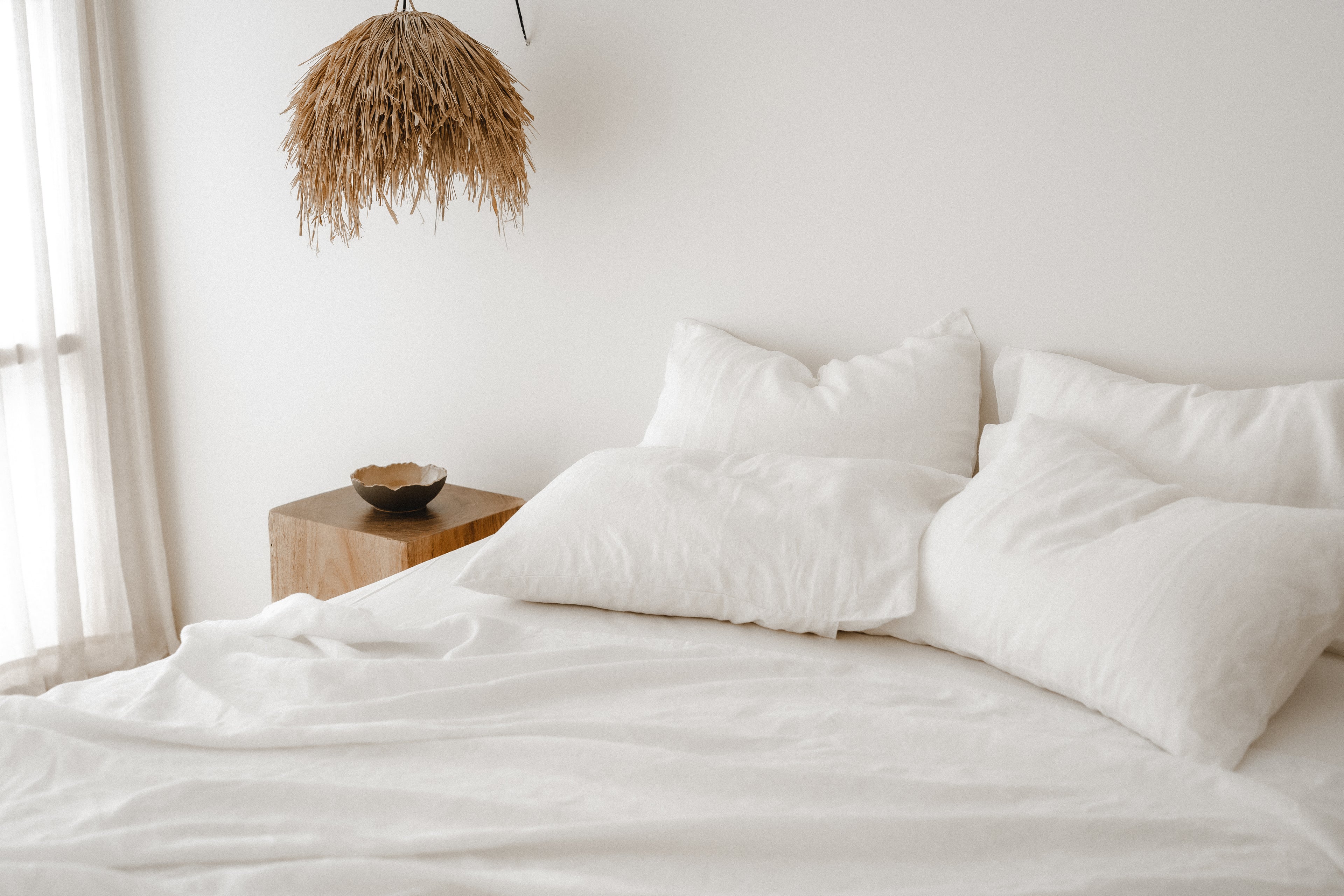 White sheet set