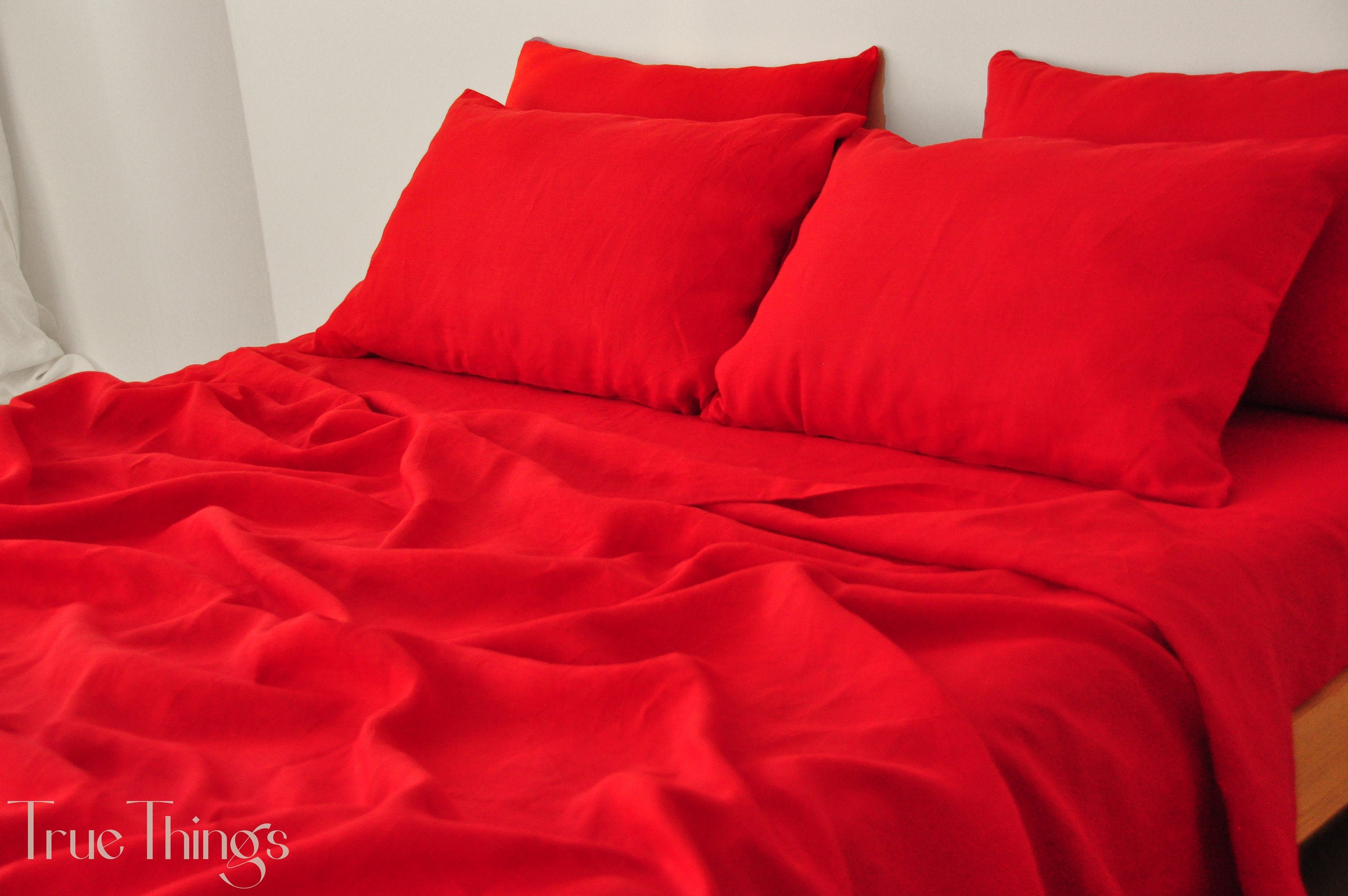 READY TO SHIP Scarlet red linen fitted sheet Queen size fitted sheet Softened linen sheet Stonewashed linen Linen bedsheet