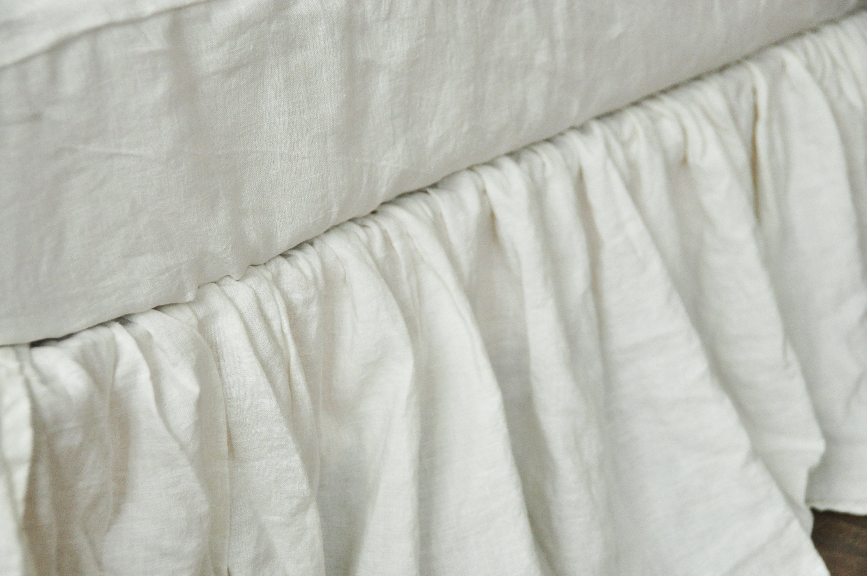 Linen bed skirt