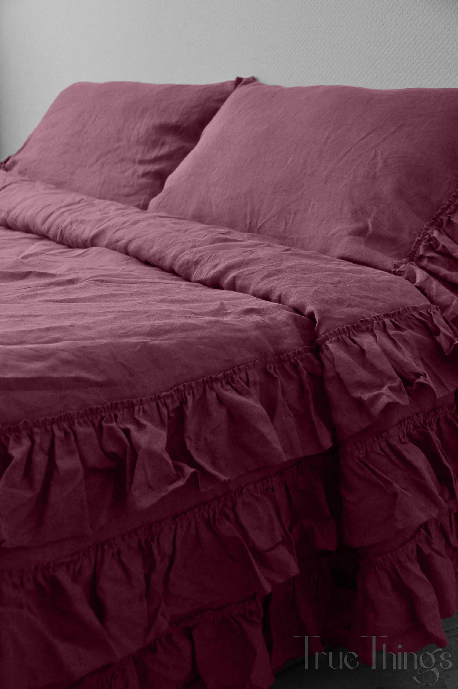 READY TO SHIP Burgundy linen triple ruffled bedding set Duvet cover and 2 pillowcases with ruffles Softened linen Comforter cover set Quilt