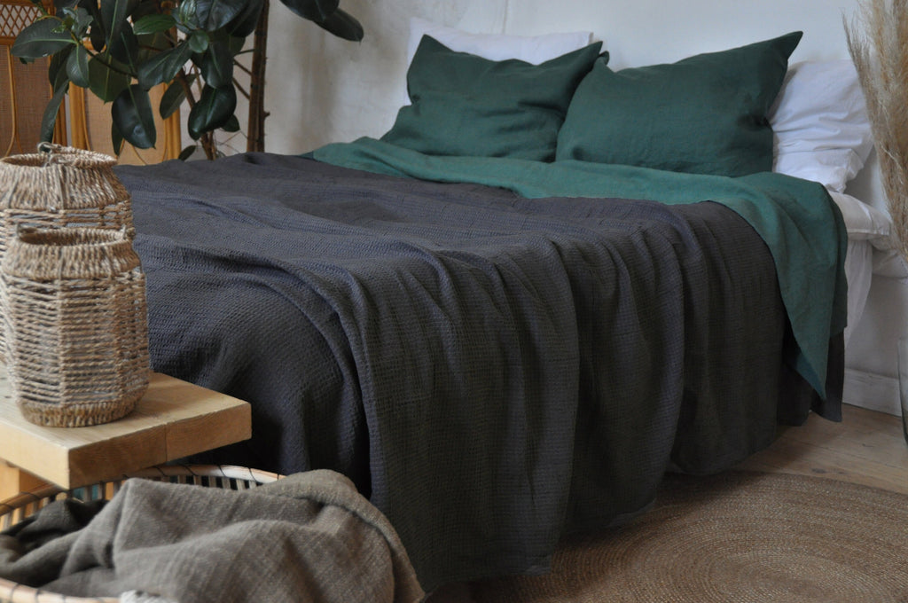 READY TO SHIP Charcoal waffle linen coverlet Heavy weight linen Waffle throw blanket Linen bed cover