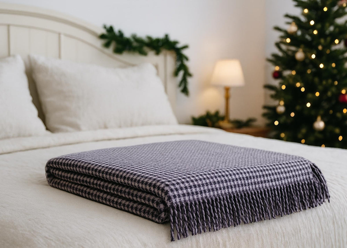 Lilac and black houndstooth merino wool blanket