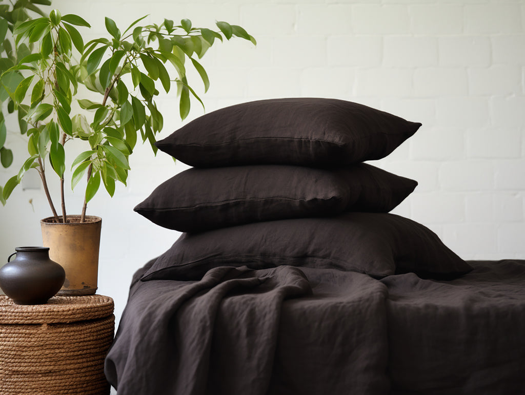 Brown fitted sheet