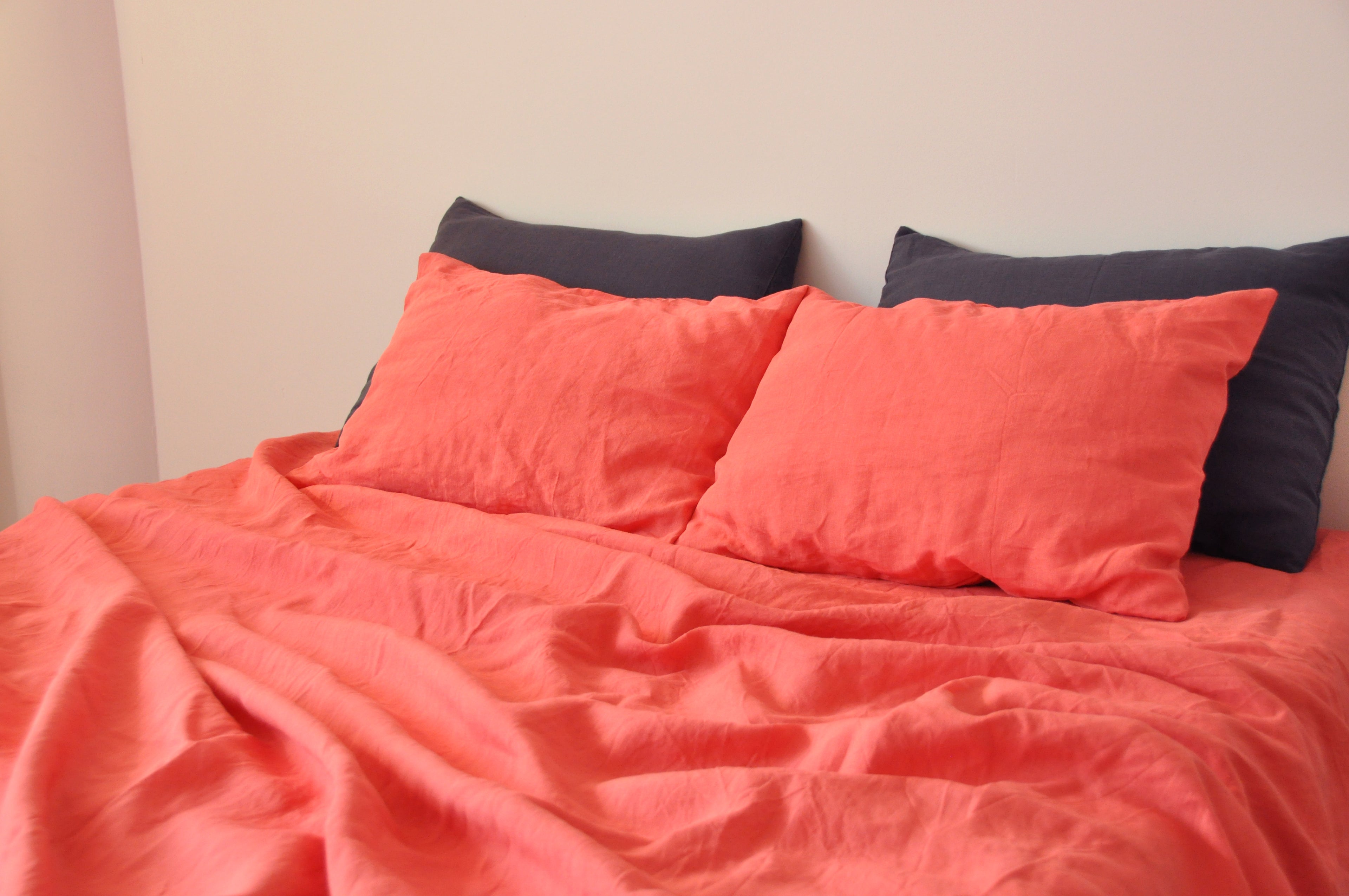Coral fitted sheet
