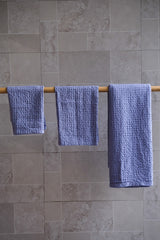 Serviette gaufrée à la lavande