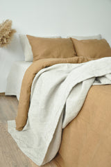 Undyed coverlet