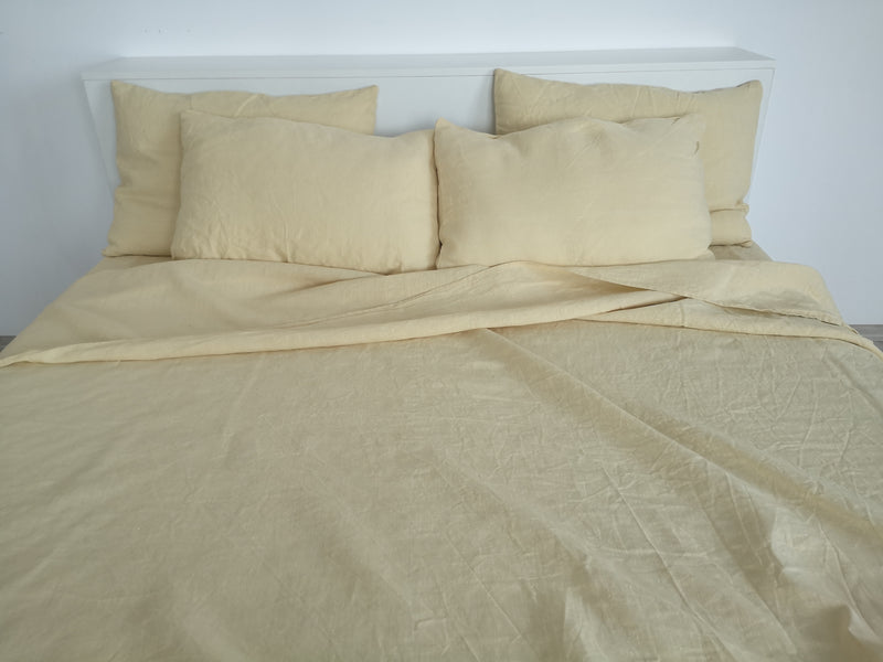 Pastel yellow sheet set