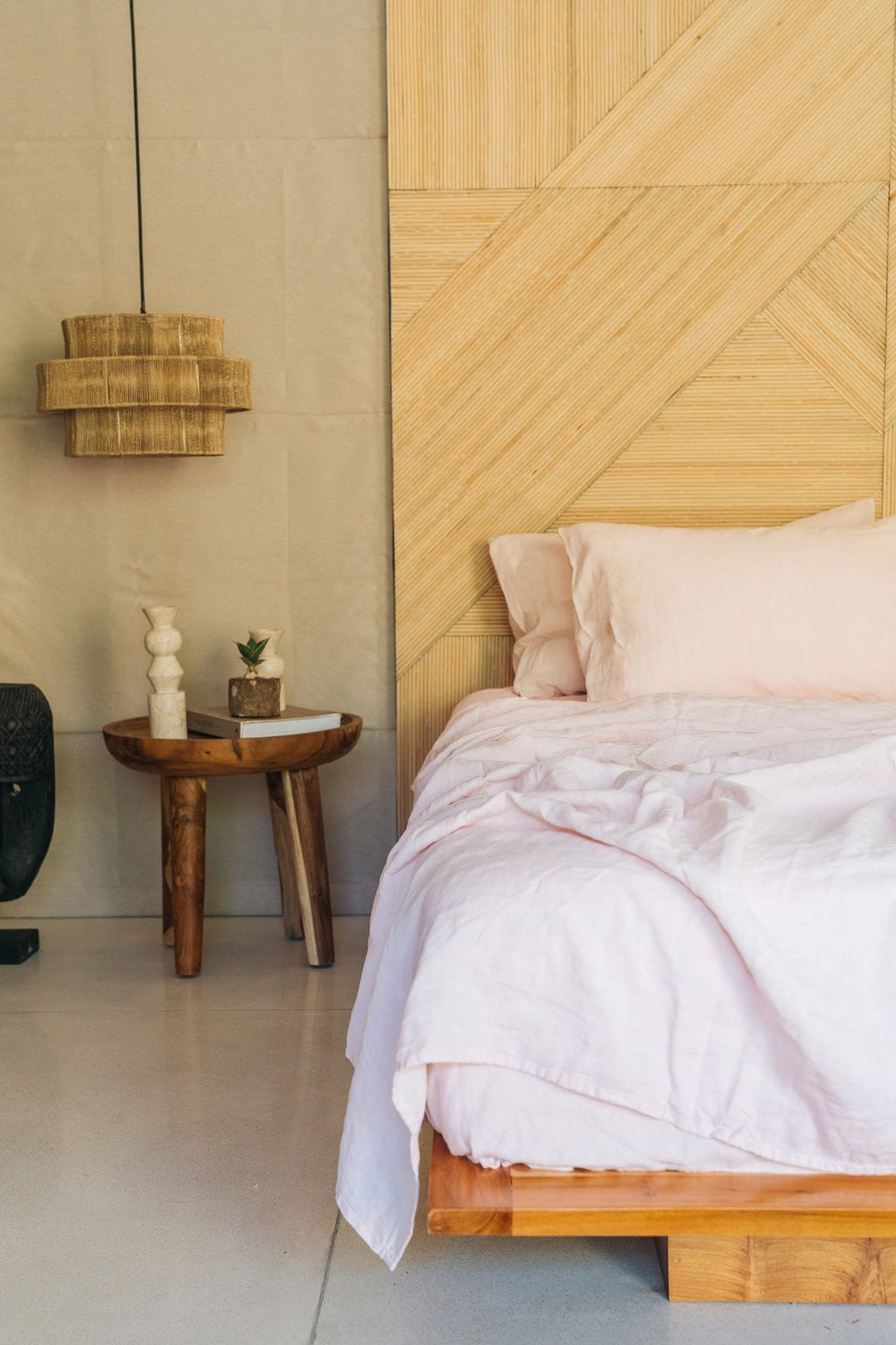 Blush pink fitted sheet - True Things