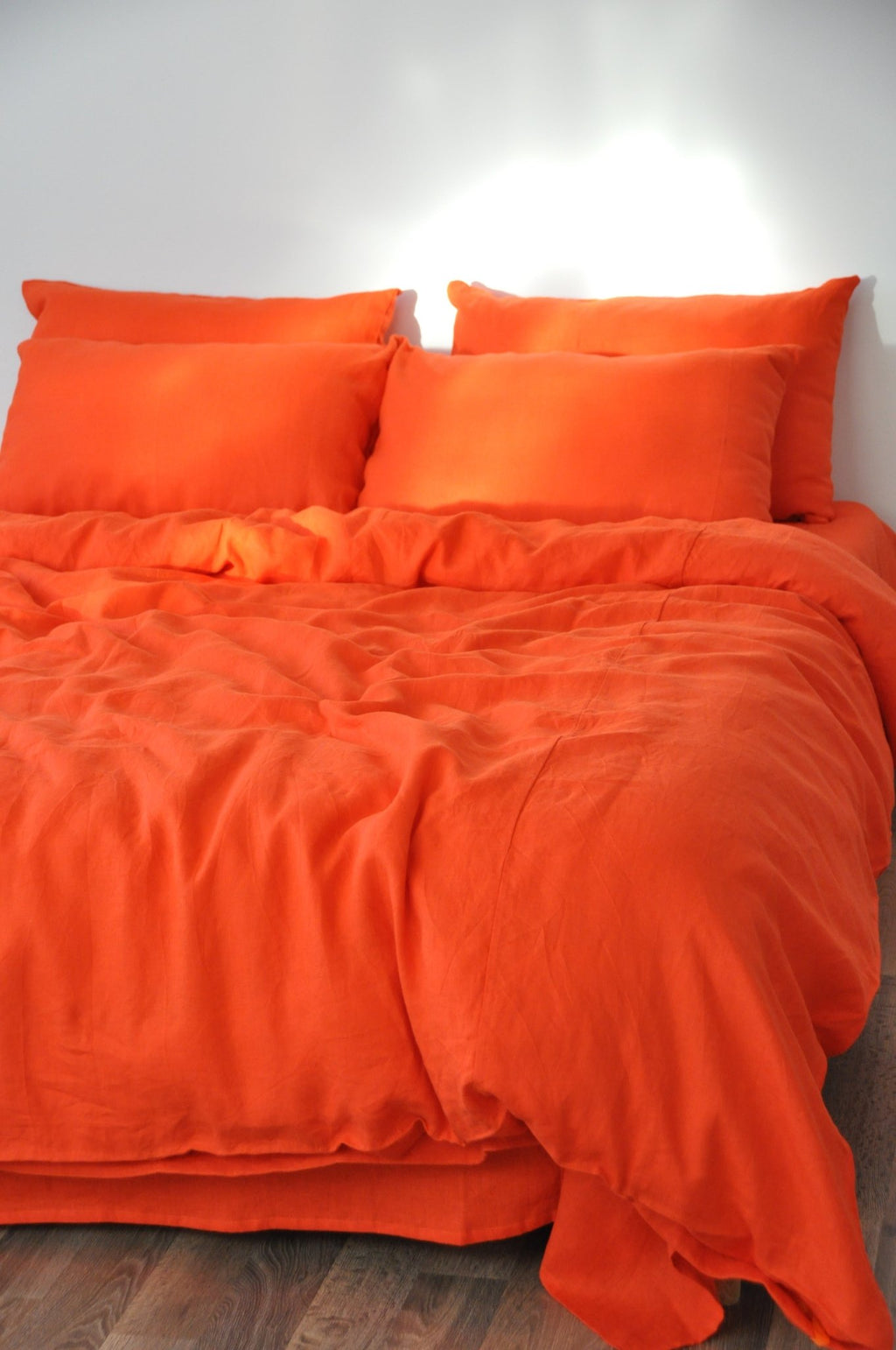 Bright orange duvet cover - True Things