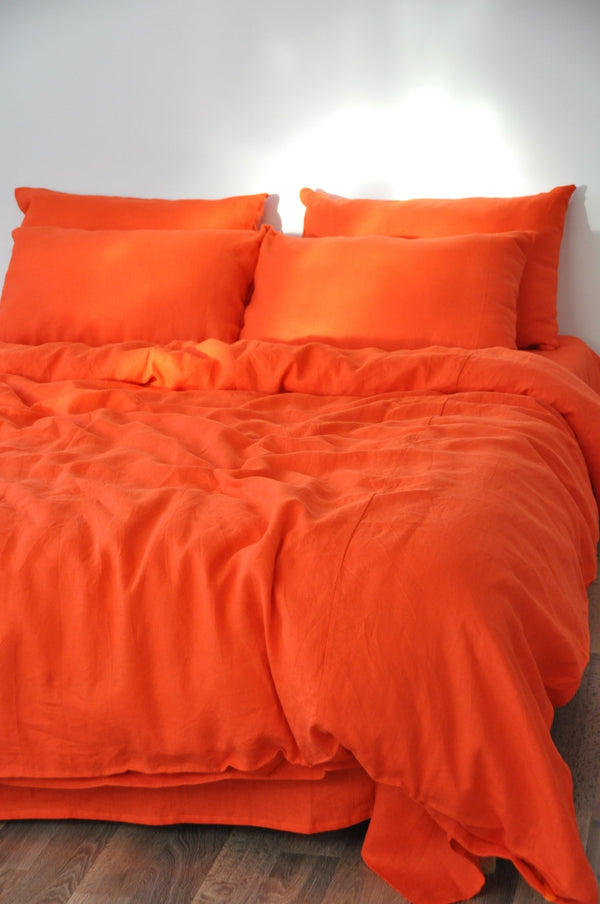 Bright orange pillowcase - True Things