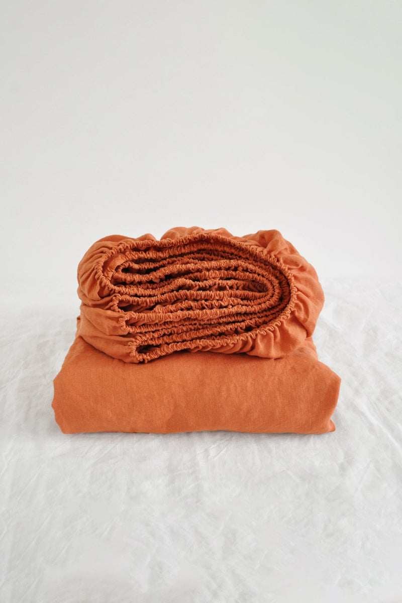Burnt orange fitted sheet - True Things