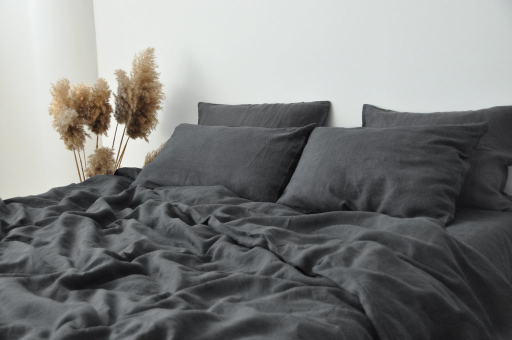 Charcoal duvet cover - True Things