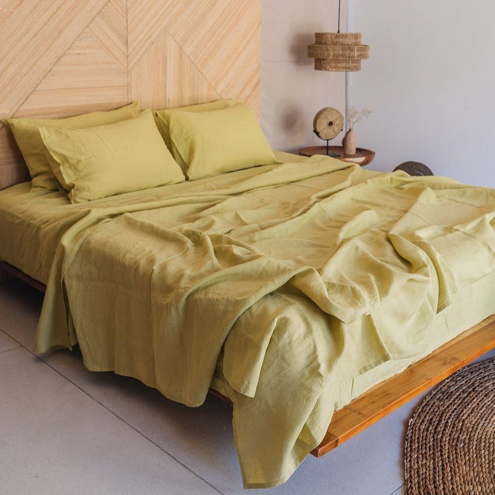 Chartreuse yellow flat sheet - True Things