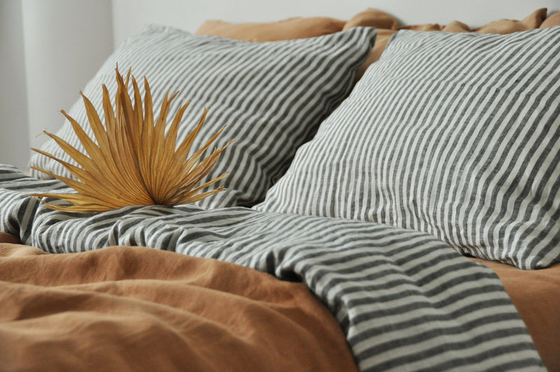 Double-sided clay and white&gray stripe duvet cover