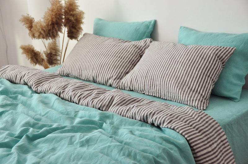 Double-sided cyan and white&gray stripe duvet cover