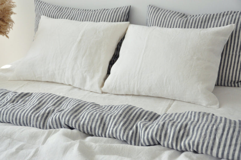 Double-sided white and white&gray stripe duvet cover