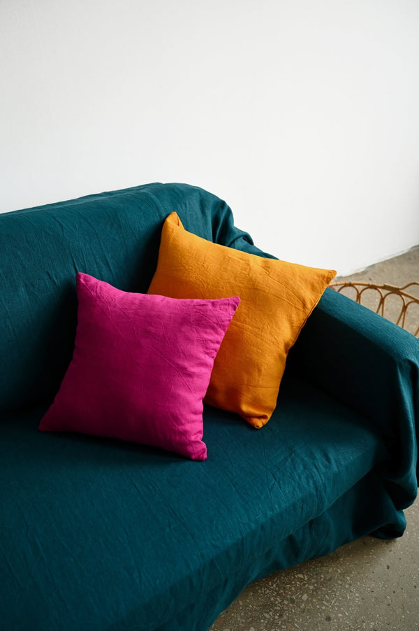 Fuchsia decorative pillowcase