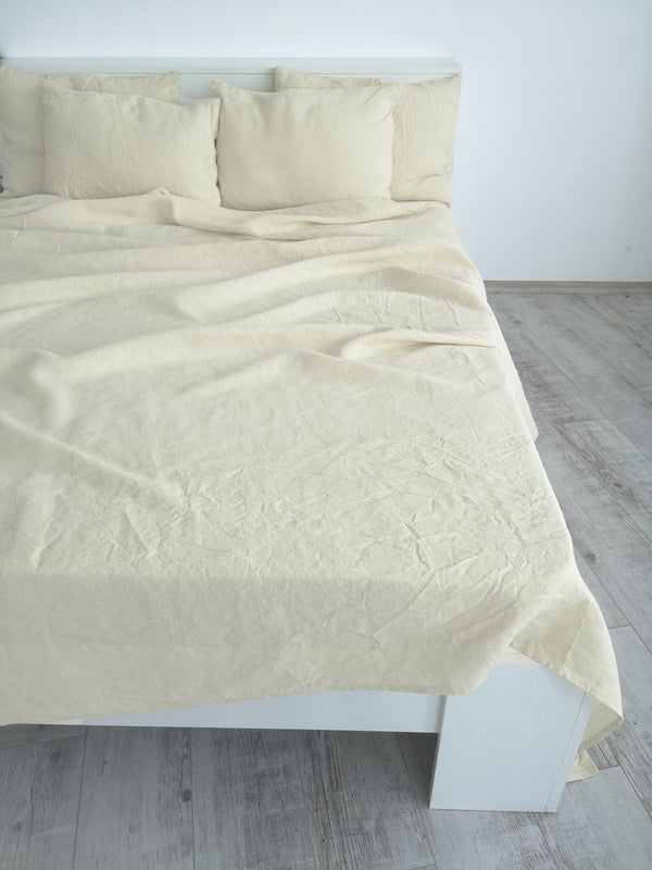 Ivory fitted sheet