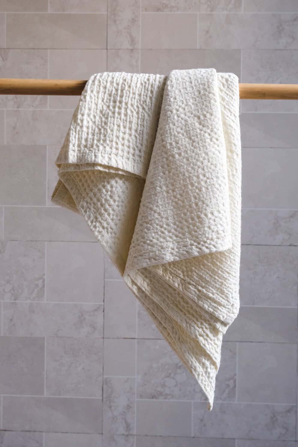 Serviette gaufrée ivoire