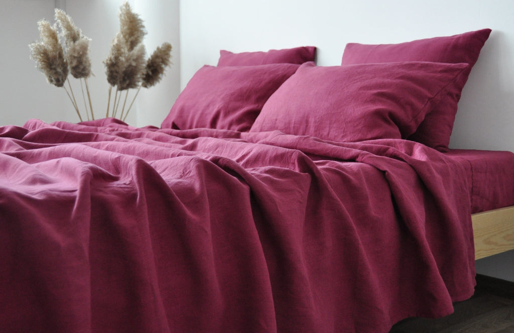 Raspberry fitted sheet - True Things