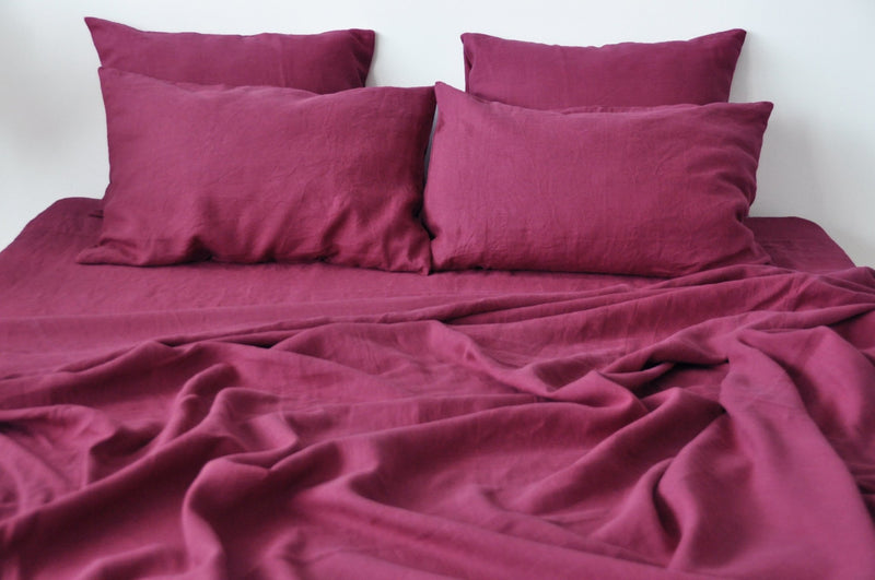 Raspberry fitted sheet - True Things
