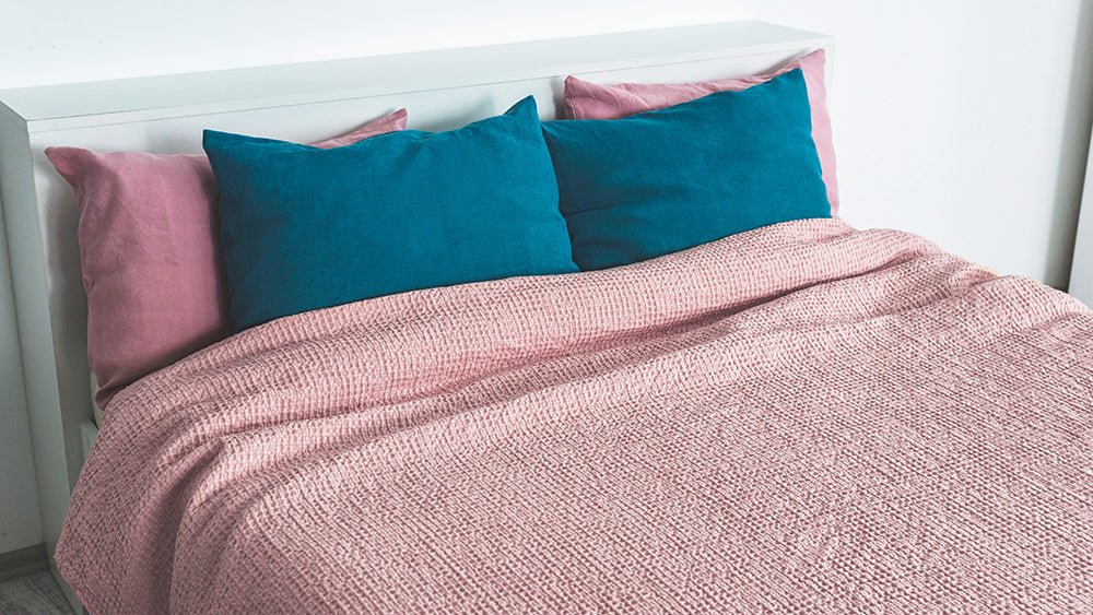 Couvre-lit gaufré rose
