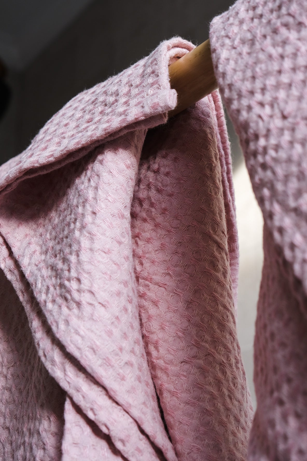 Serviette gaufrée rose