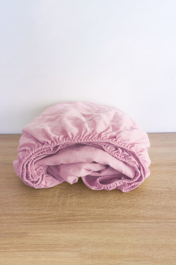 Sakura pink fitted sheet