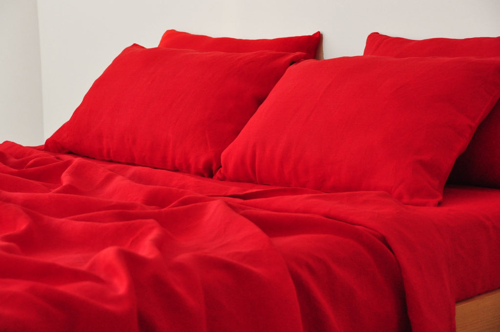 Drap-housse rouge écarlate