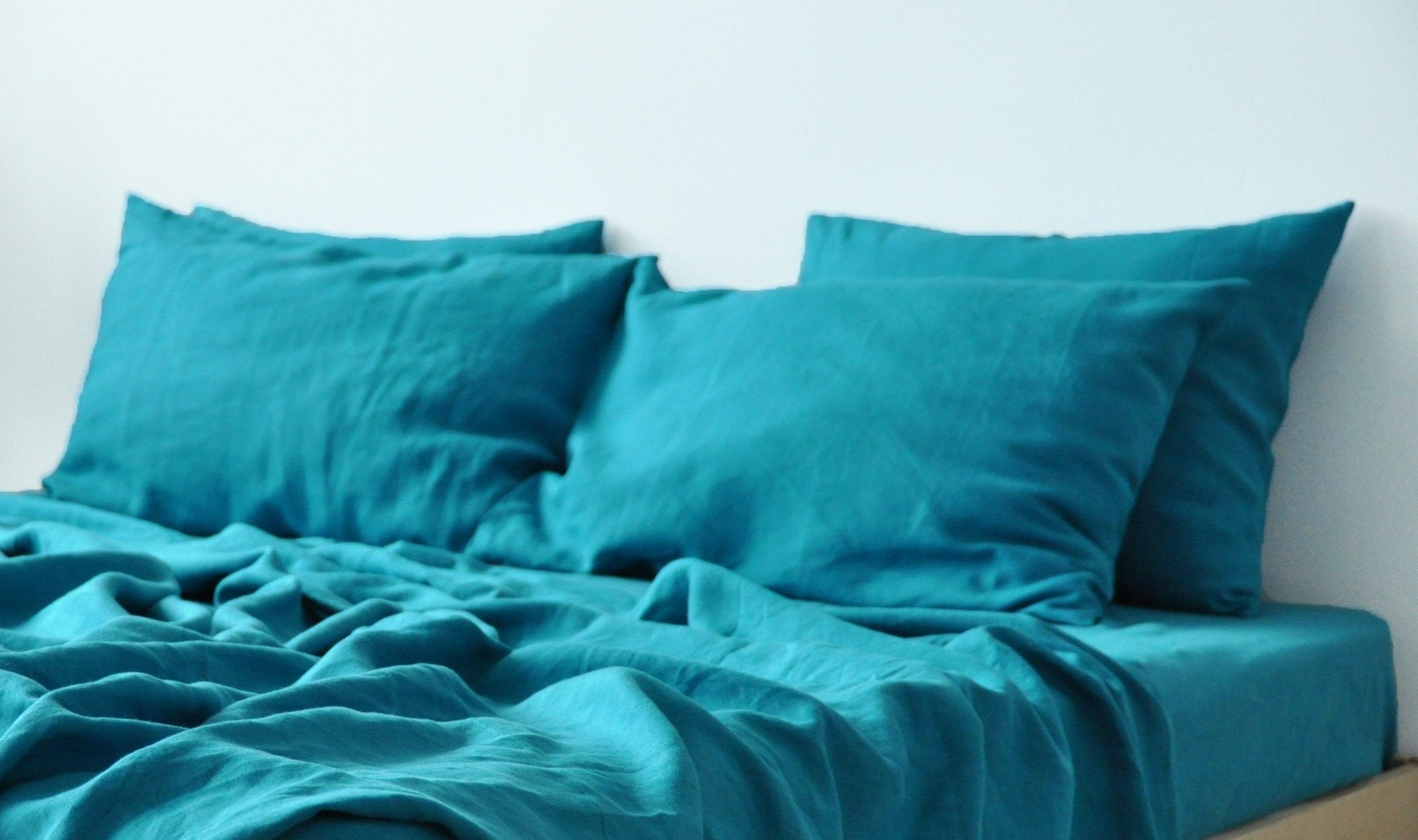 Sea wave fitted sheet