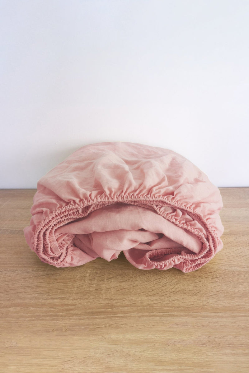 Sunset pink fitted sheet