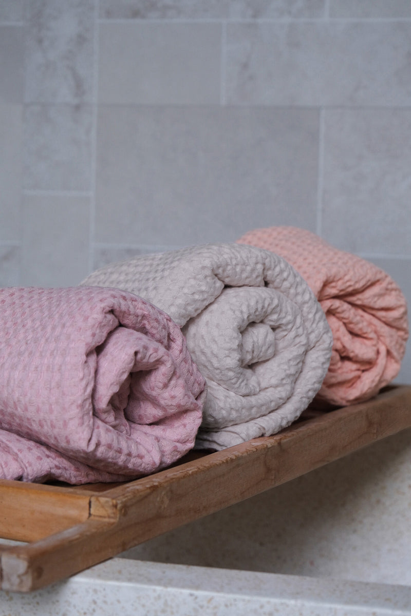 Dusty pink waffle towel