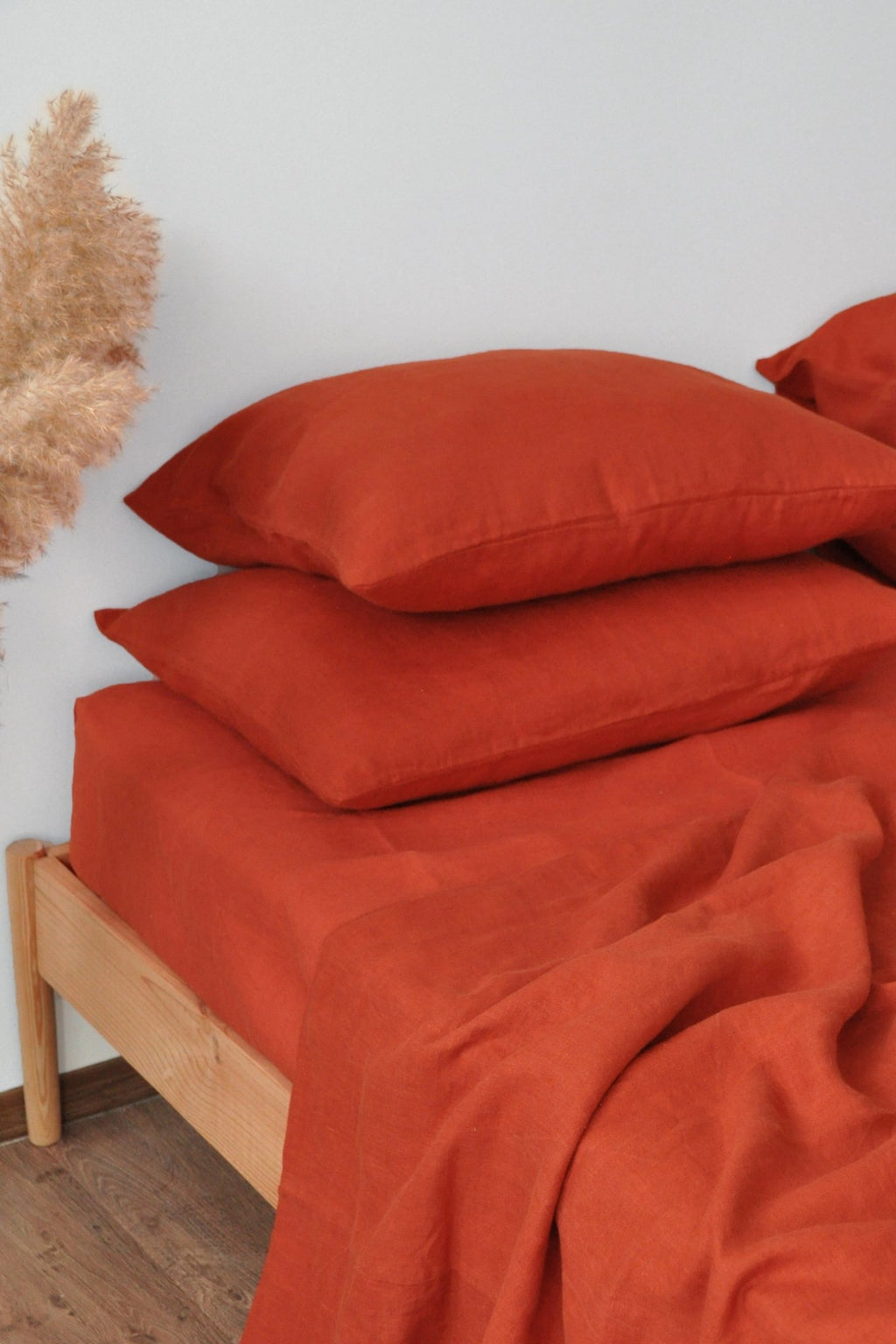 Parure de draps en terre cuite