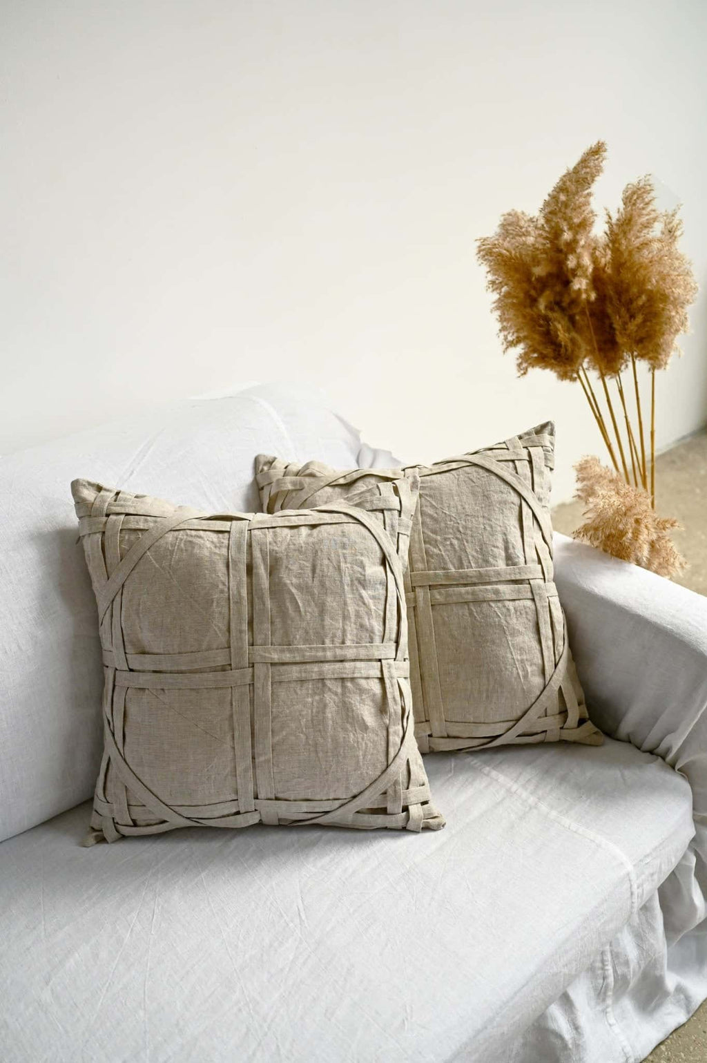 Undyed pillowcase with fabric stripes - True Things