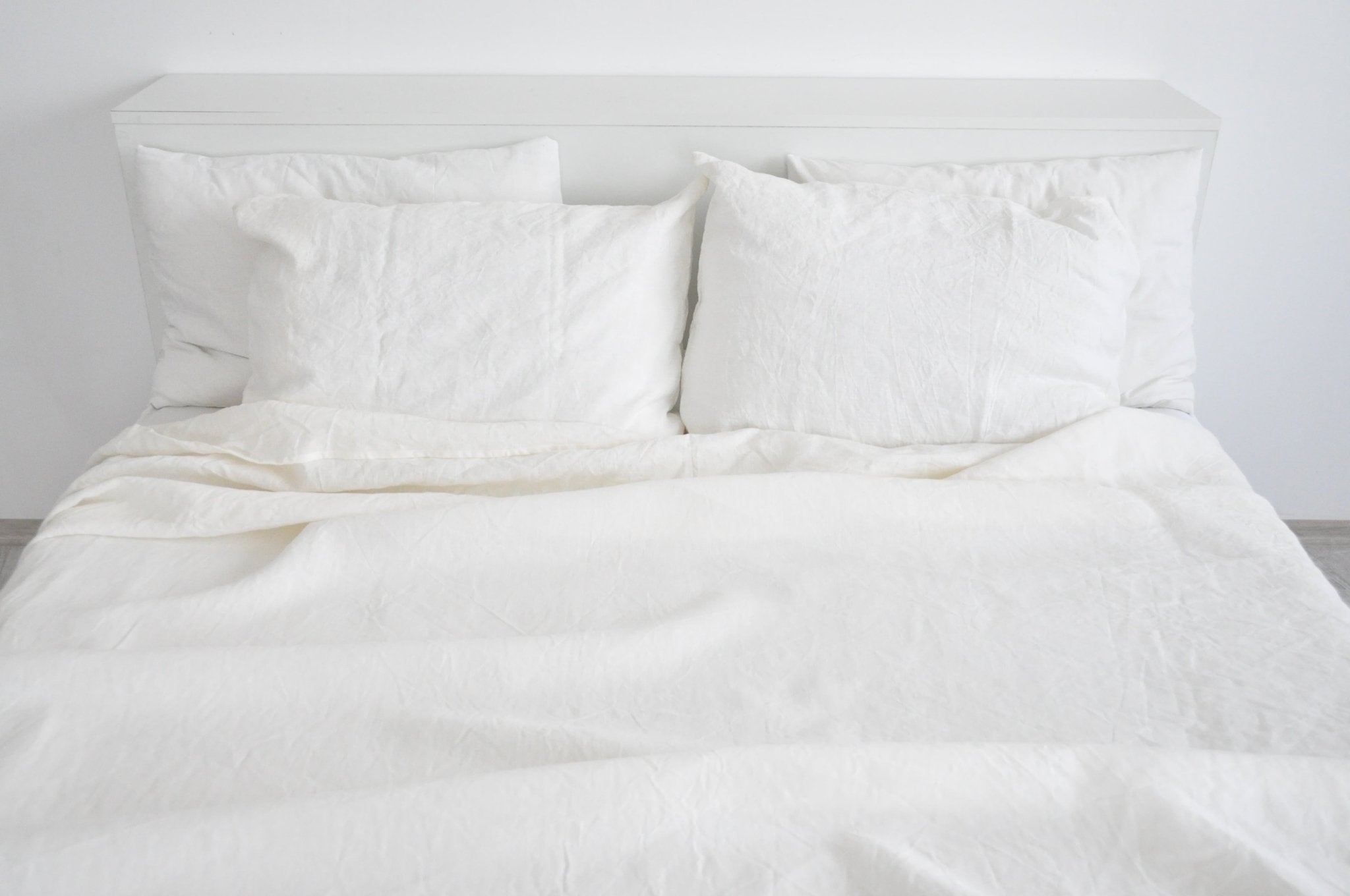 White fitted sheet - True Things